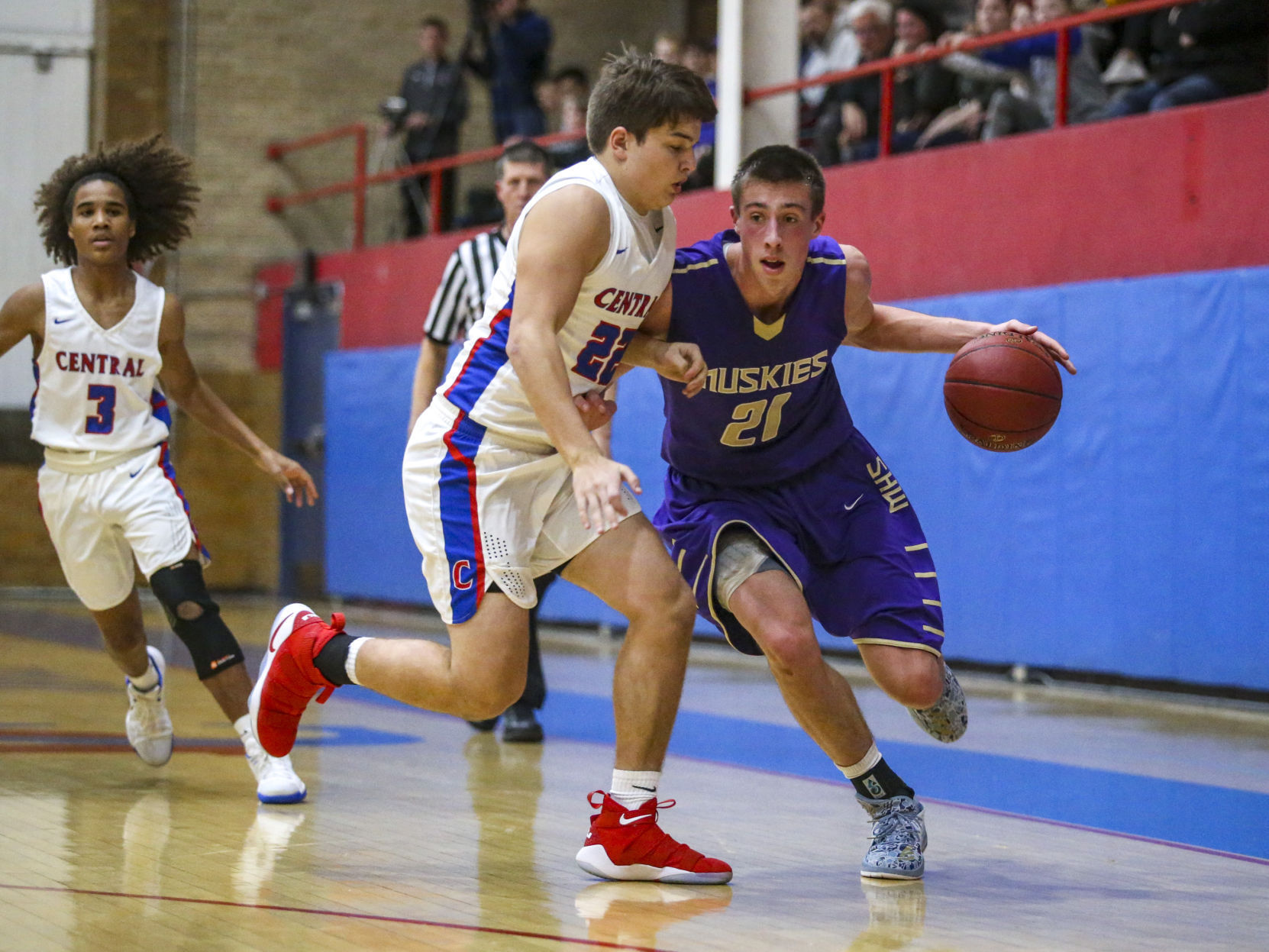 121517-MUSCATINE-CENTRAL-BOYS-BASKETBALL-012